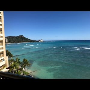 Meet your Posher, Saki